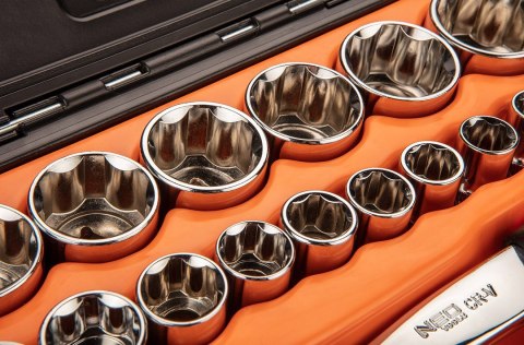 Klucze nasadowe 1/2", zestaw 33 szt. Klucze nasadowe 1/2", zestaw 33 szt.